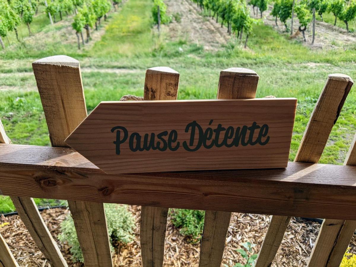Le Domaine De La Tour Des Vents Bed & Breakfast Bergerac Bagian luar foto