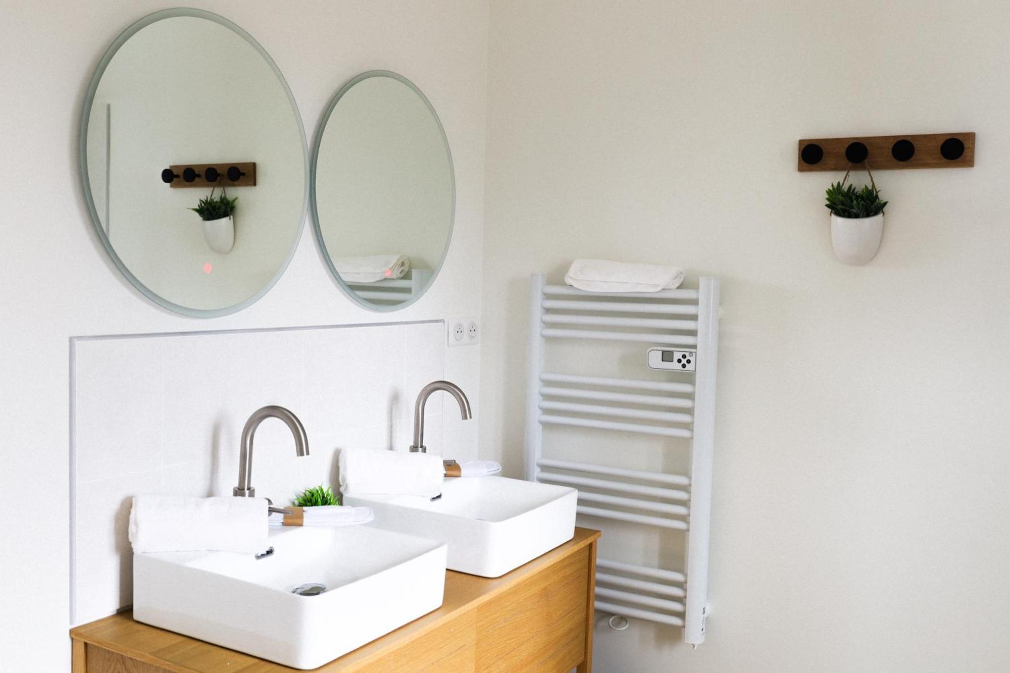Le Domaine De La Tour Des Vents Bed & Breakfast Bergerac Bagian luar foto