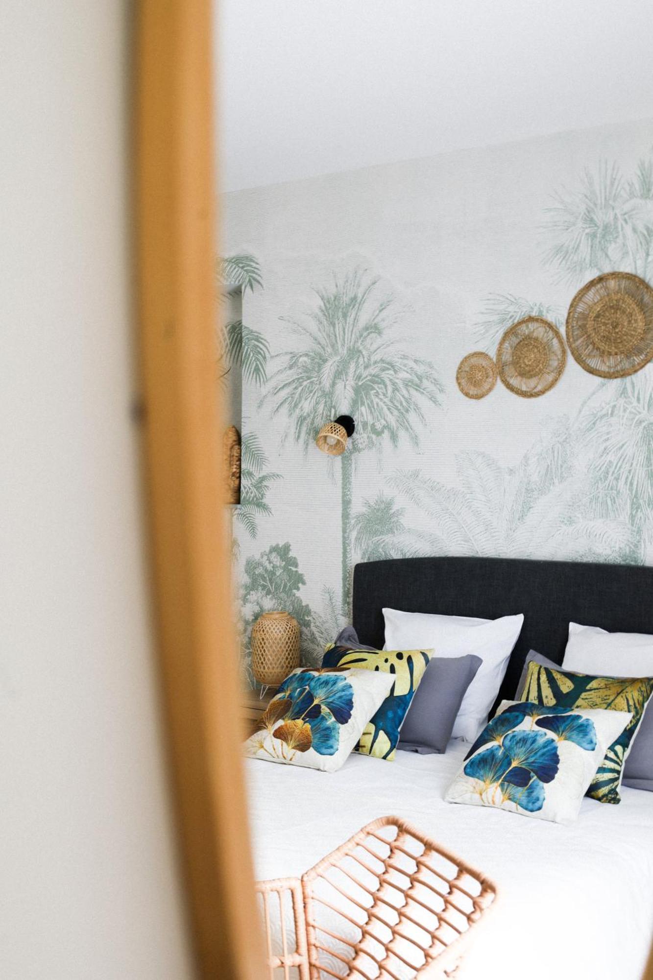 Le Domaine De La Tour Des Vents Bed & Breakfast Bergerac Bagian luar foto