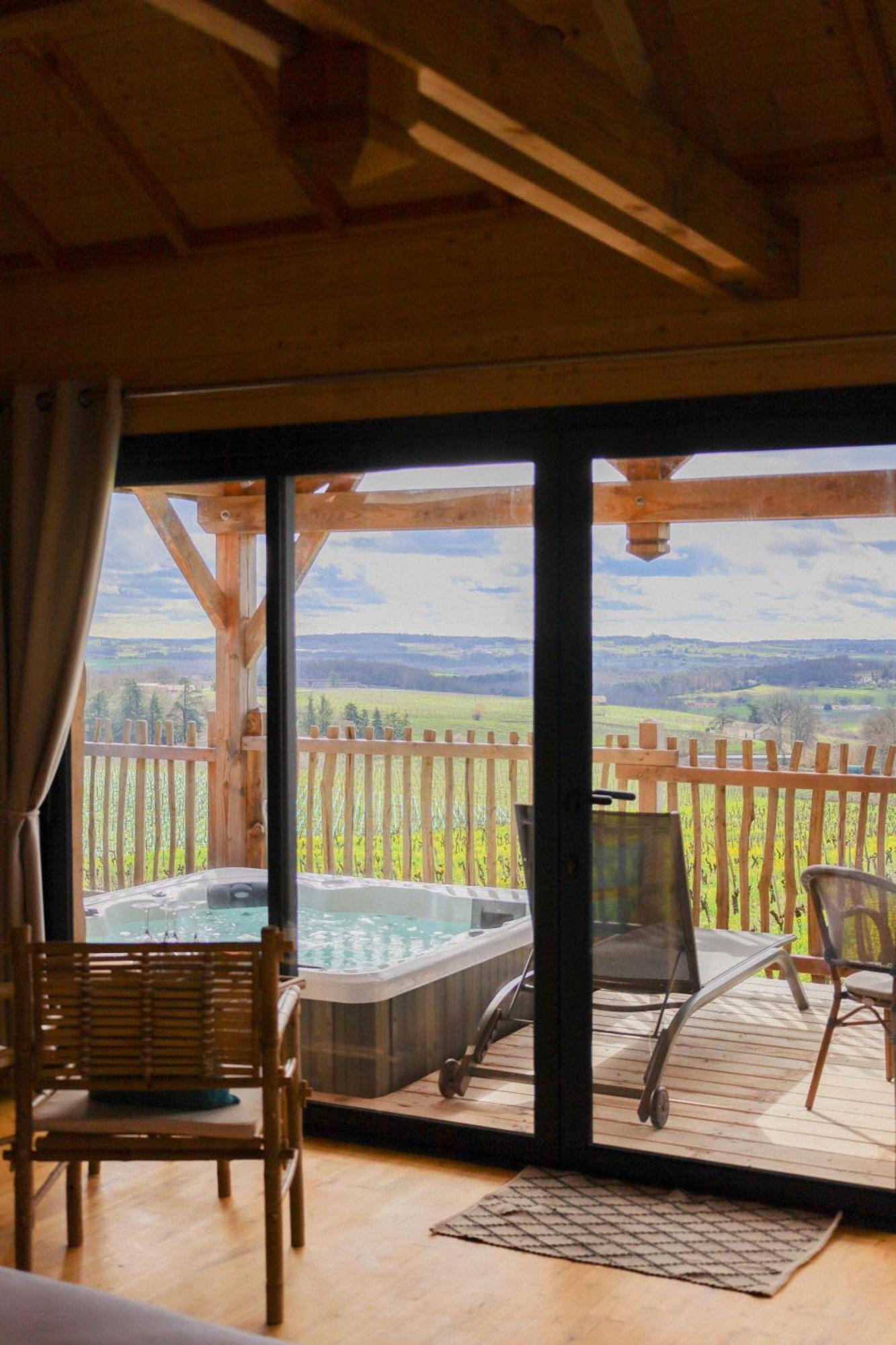 Le Domaine De La Tour Des Vents Bed & Breakfast Bergerac Bagian luar foto