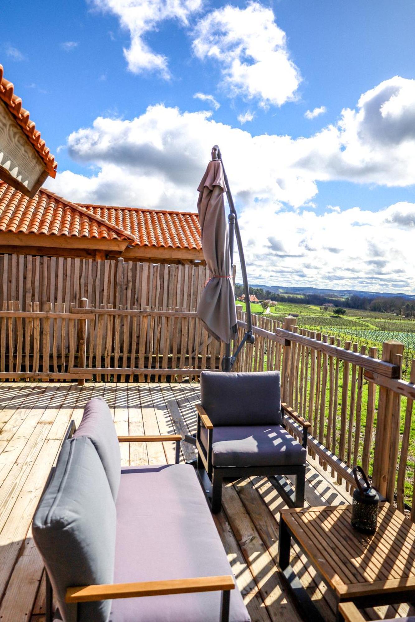 Le Domaine De La Tour Des Vents Bed & Breakfast Bergerac Bagian luar foto