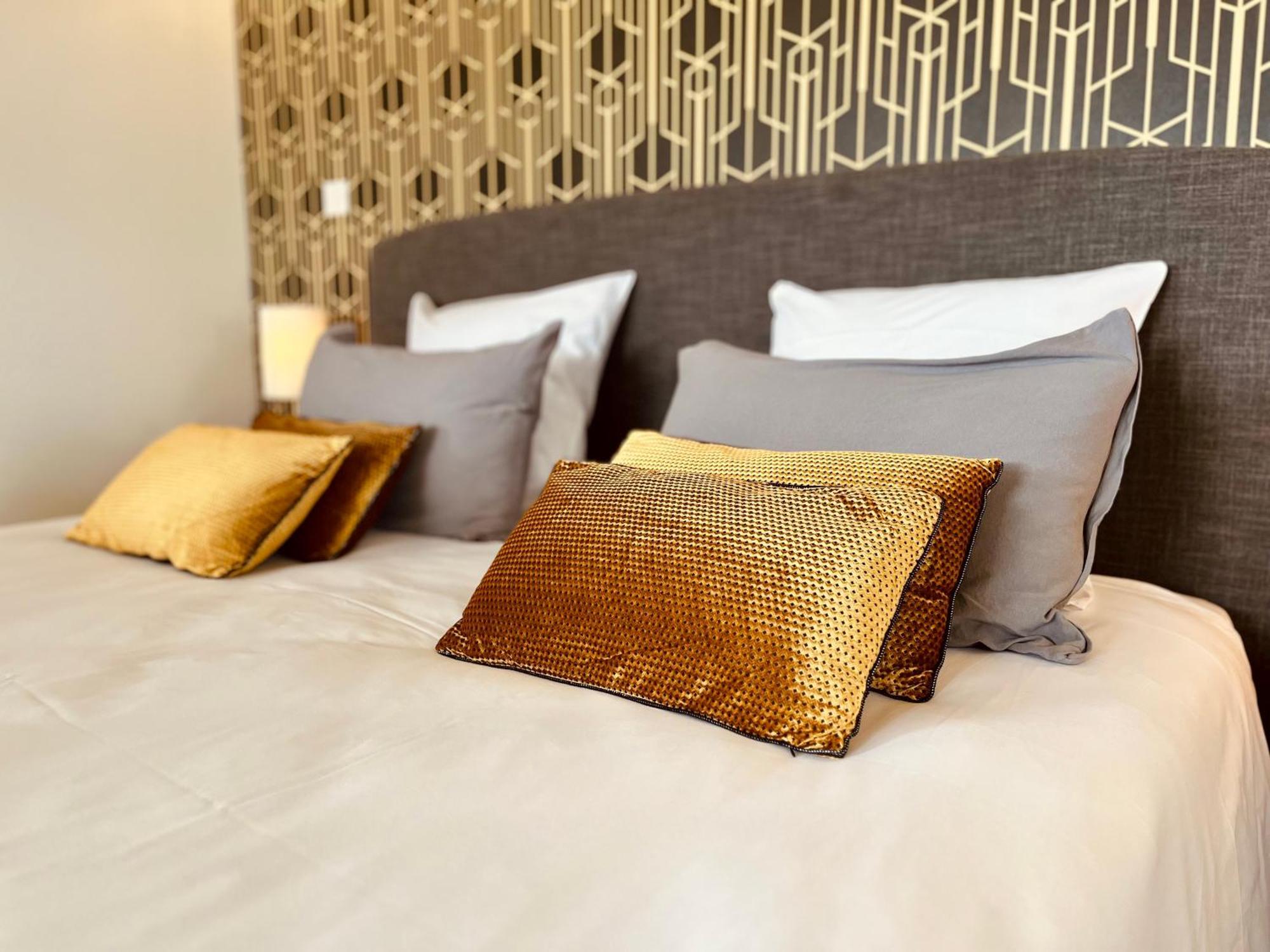 Le Domaine De La Tour Des Vents Bed & Breakfast Bergerac Bagian luar foto