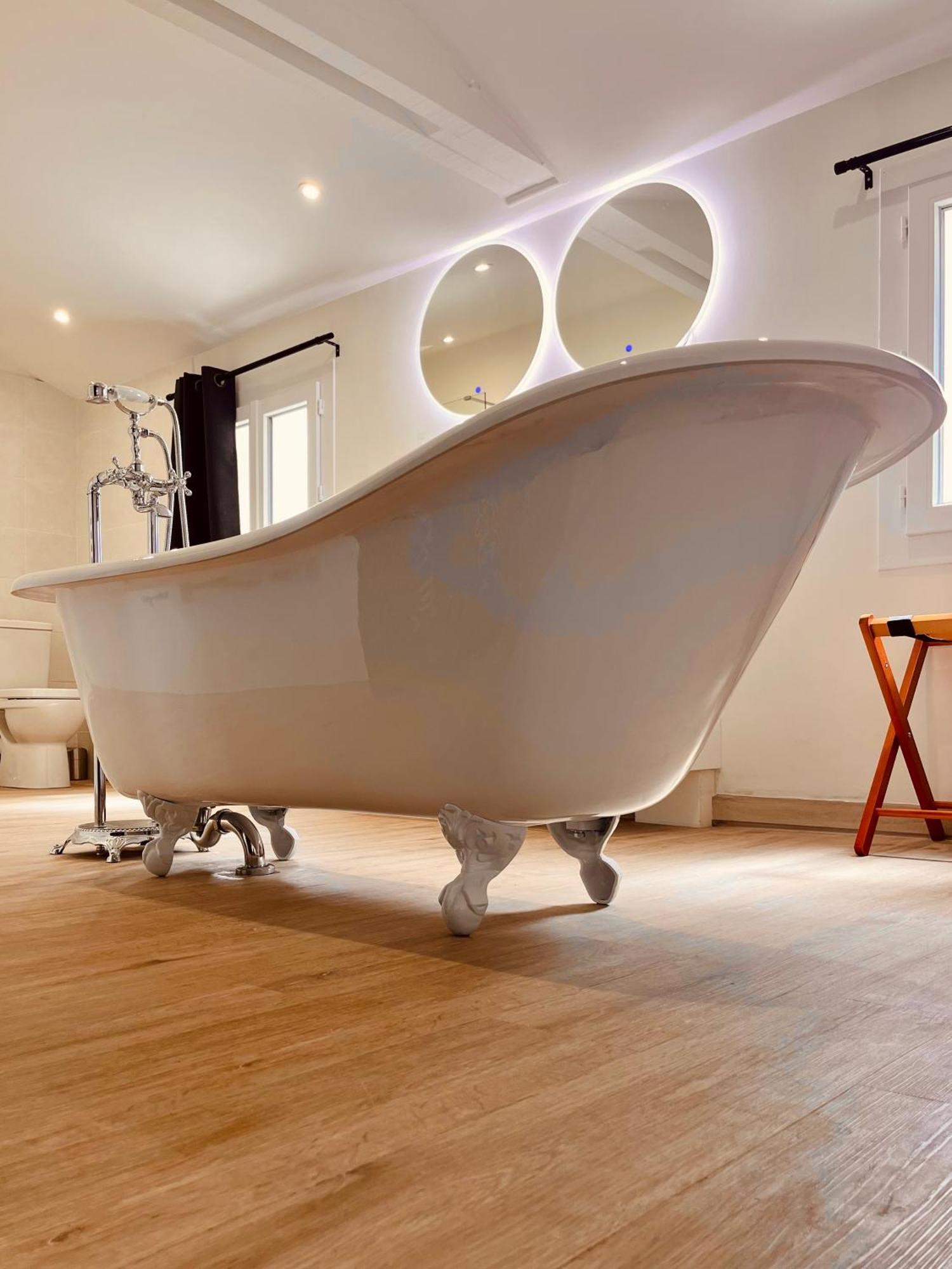 Le Domaine De La Tour Des Vents Bed & Breakfast Bergerac Bagian luar foto