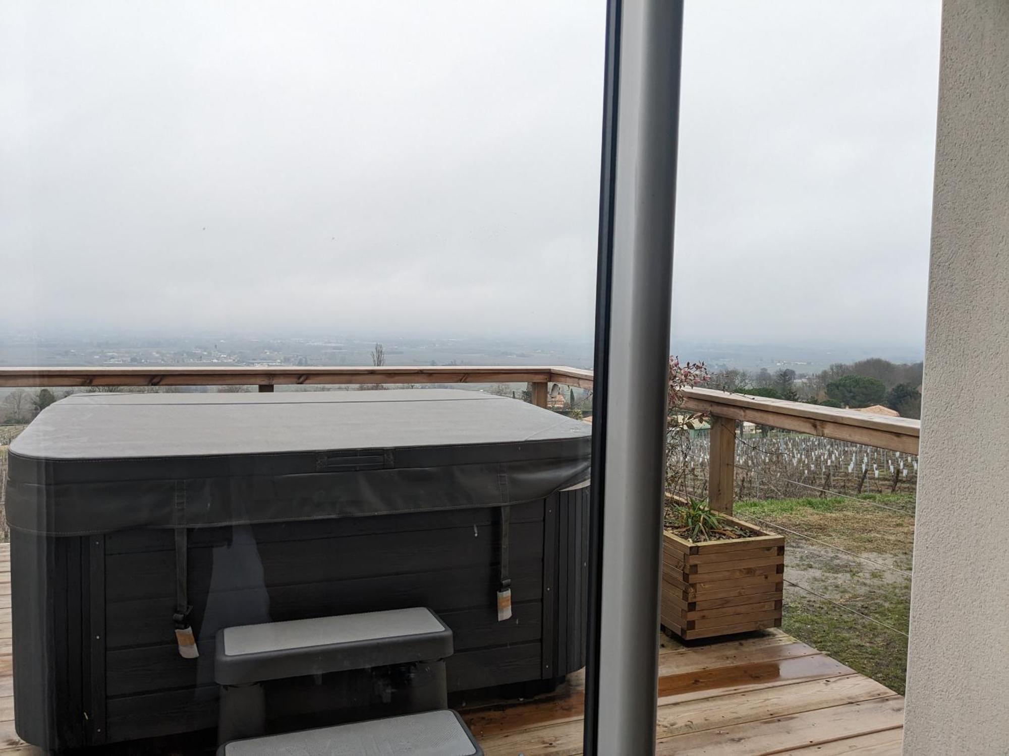 Le Domaine De La Tour Des Vents Bed & Breakfast Bergerac Bagian luar foto