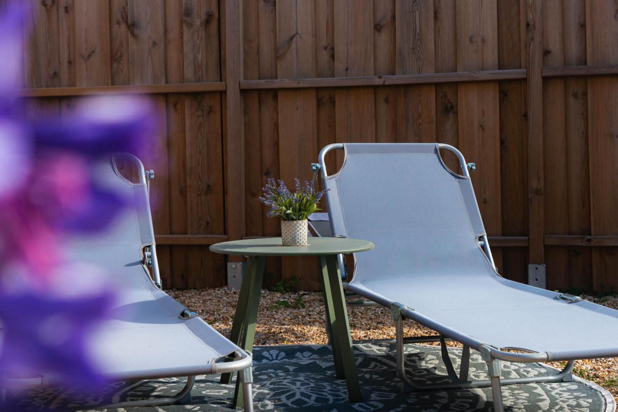 Le Domaine De La Tour Des Vents Bed & Breakfast Bergerac Bagian luar foto